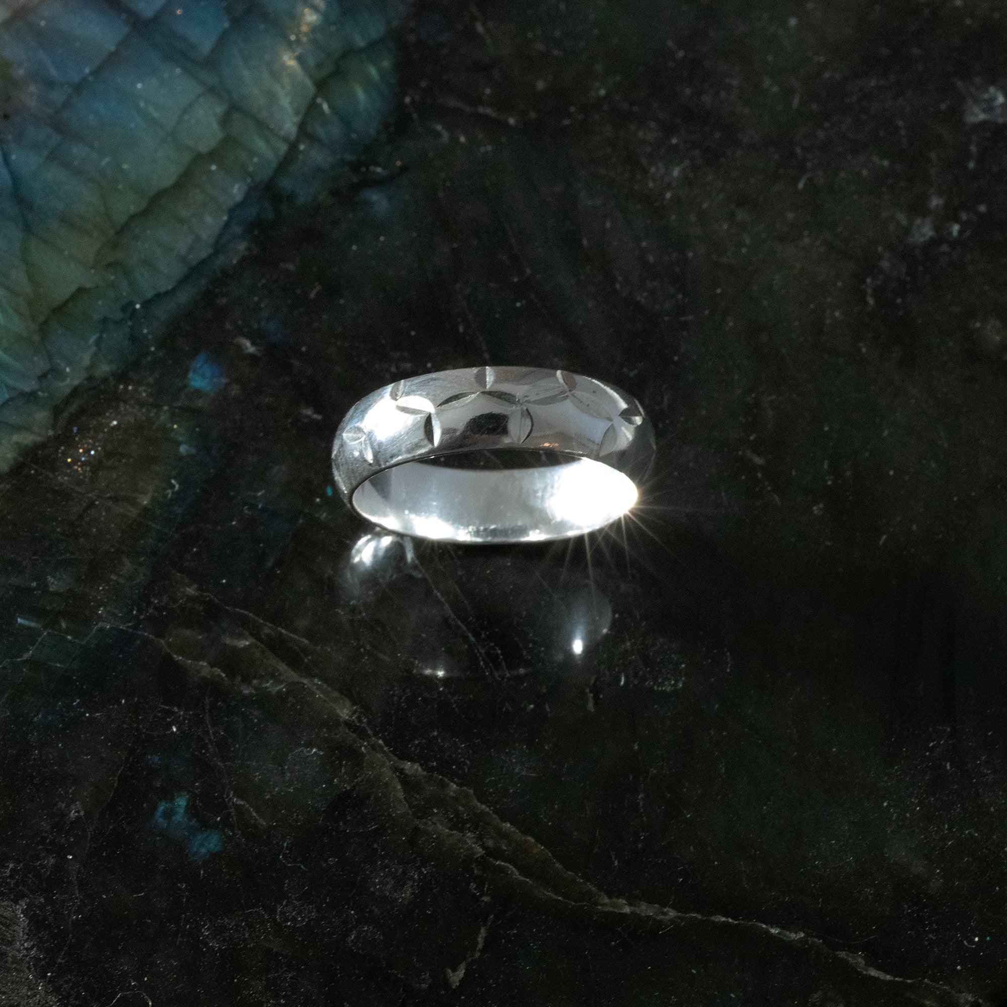 silver engraved ring - seolgold