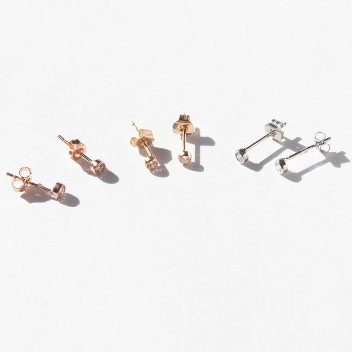 gold stud earrings - seol-gold