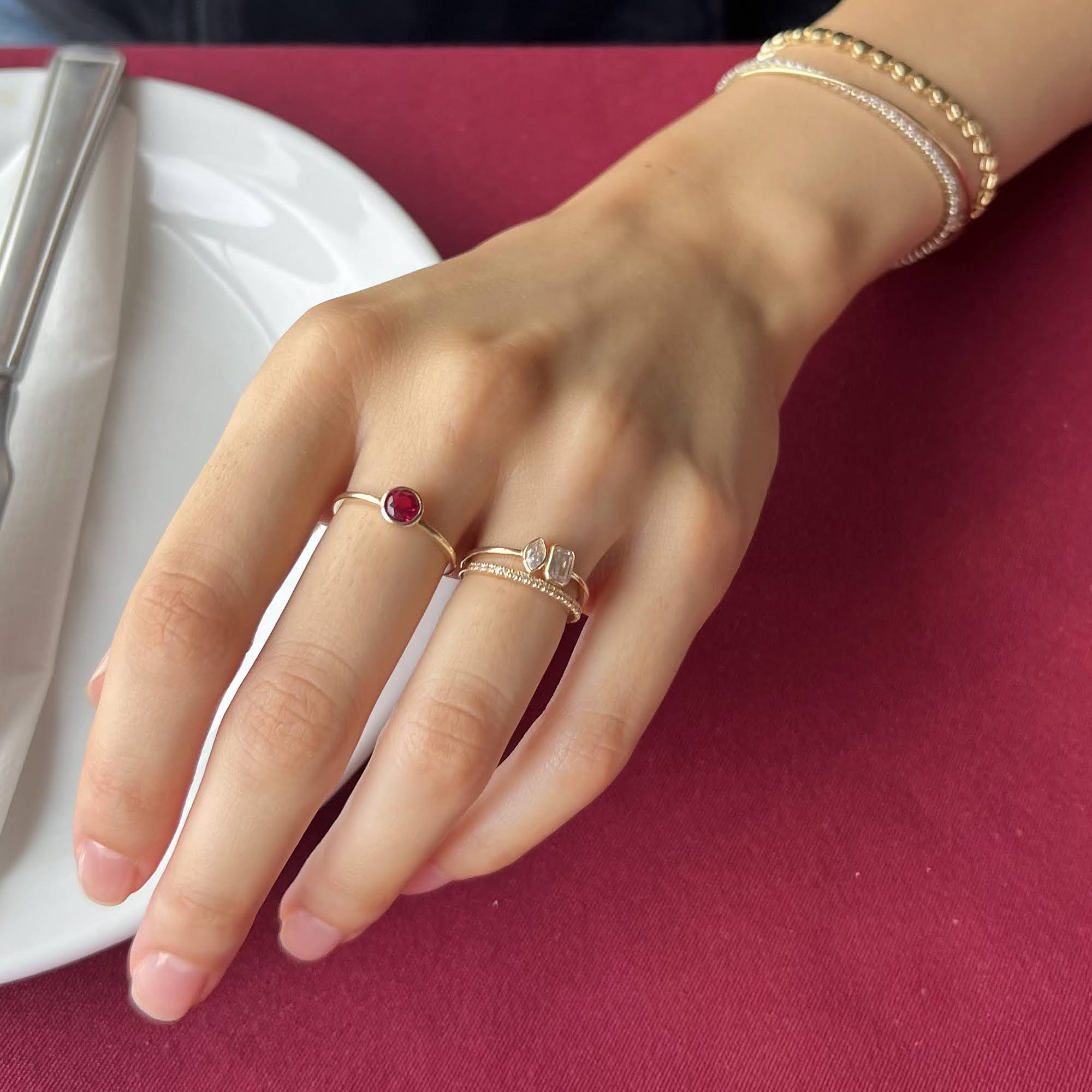 seol gold - 9ct solid gold ruby ring